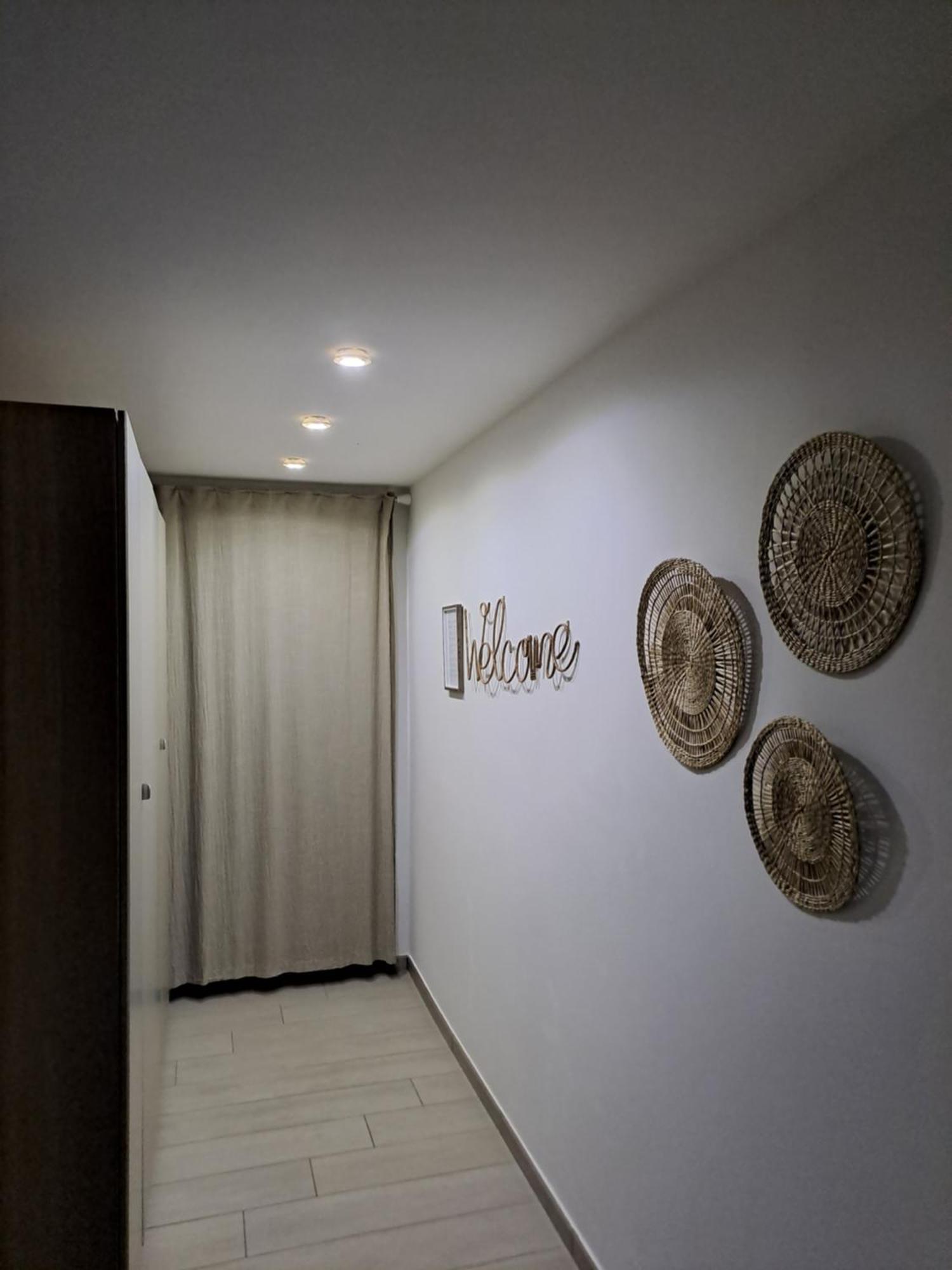 Fiumicino Airport Sunflower Room 외부 사진